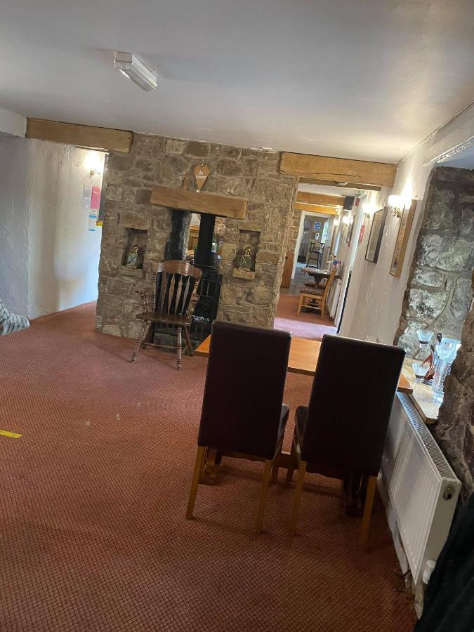 The Glan Yr Afon Inn Holywell  Esterno foto